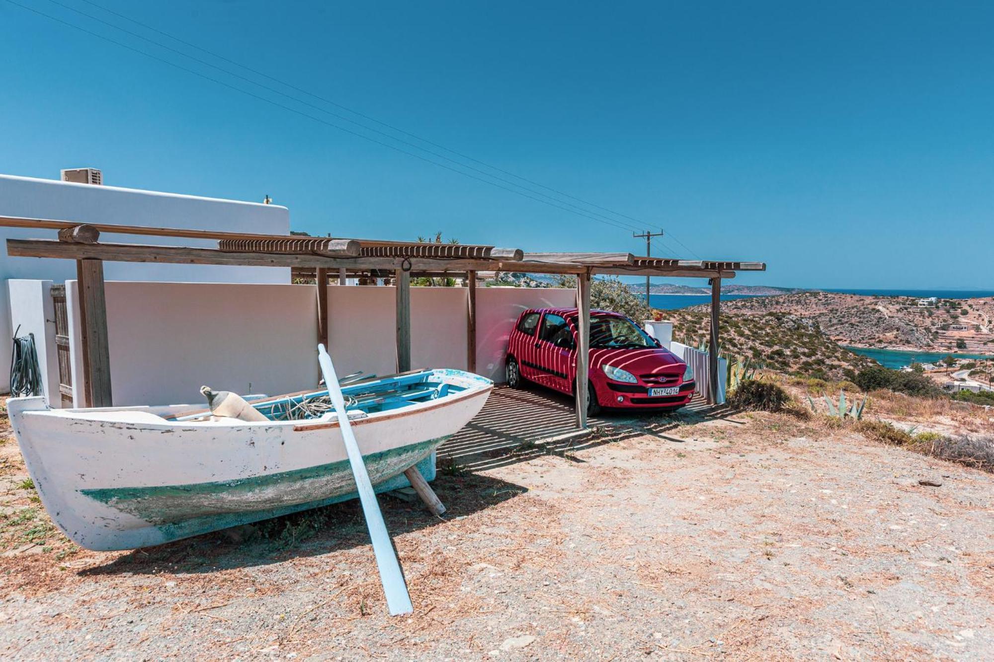 Ailouros summer hotel Schoinoussa Exterior foto